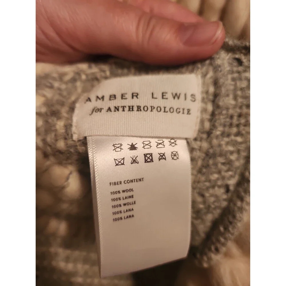 Amber Hill by Anthropologie 100% Wool Blue & White Tassel Blanket